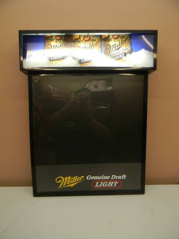 lot 16 image: VINTAGE MILLER GENUINE DRAFT LIGHTED MESSAGE DISPLAY BAR SIGN - APPROX 19 BY 25 - SEE PICTURES