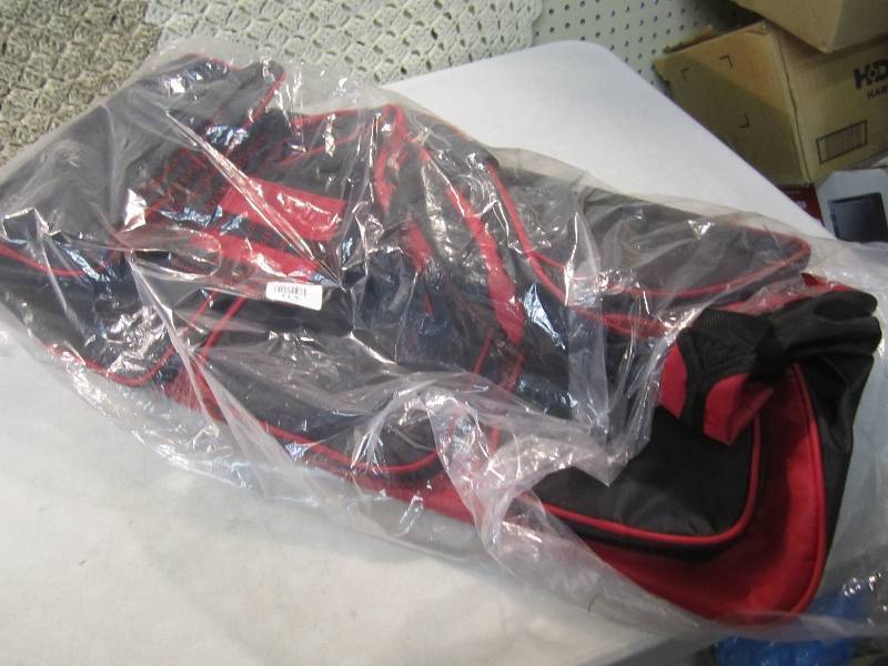 Expandable Rolling Duffle Bag in Re...