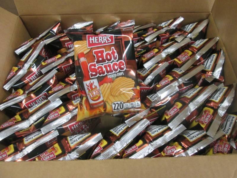 Case of 30 - 1.5oz Bags Herrs Hot ...