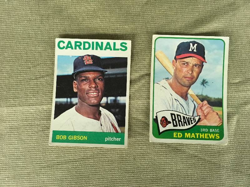 lot 370 image: 1964 Bob Gibson Card 1965 Ed Mathews Card