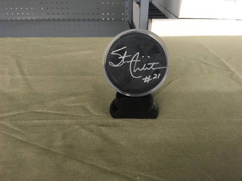 lot 373 image: Chicago Blackhawks Hall Of Famer Stan Mikita Autographed Puck