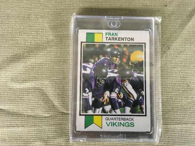 lot 385 image: 1973 Fran Tarkenton Card