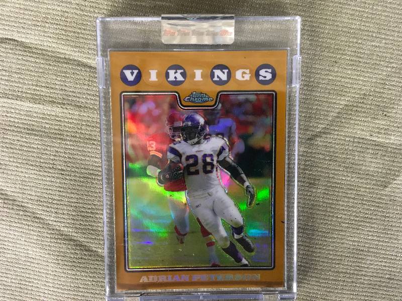 lot 398 image: 2008 Topps Adrian Peterson Refractor Card 169199