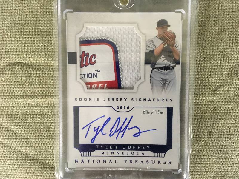 lot 400 image: 2016 Game Used Patch Autographed Tyler Duffey Card 11