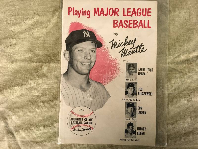 lot 421 image: Vintage Mickey Mantle Booklet
