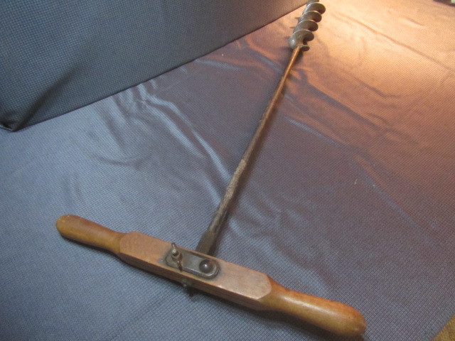 Log Auger