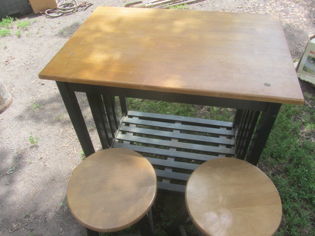 Bistro Table & Stools