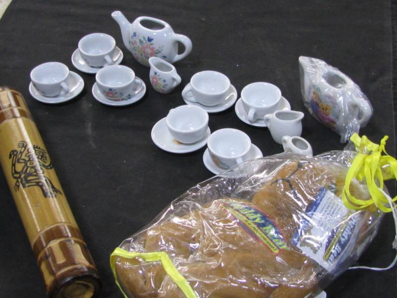 lot 31 image: Childs Tea Sets
