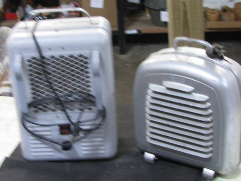 lot 34 image: Milk House Heaters