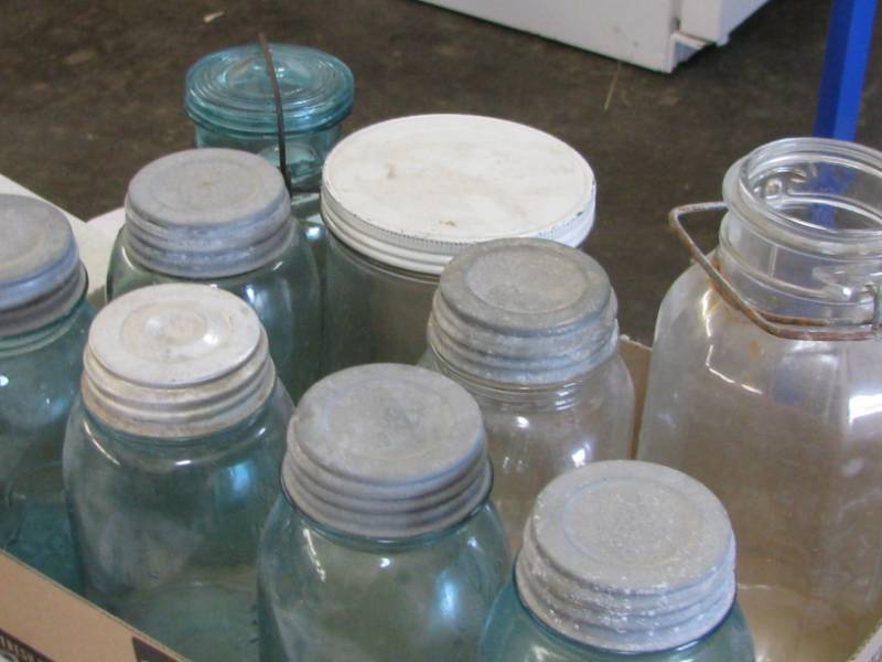lot 64 image: Green Canning Jars