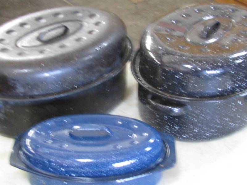 lot 75 image: Enamelware Roasters