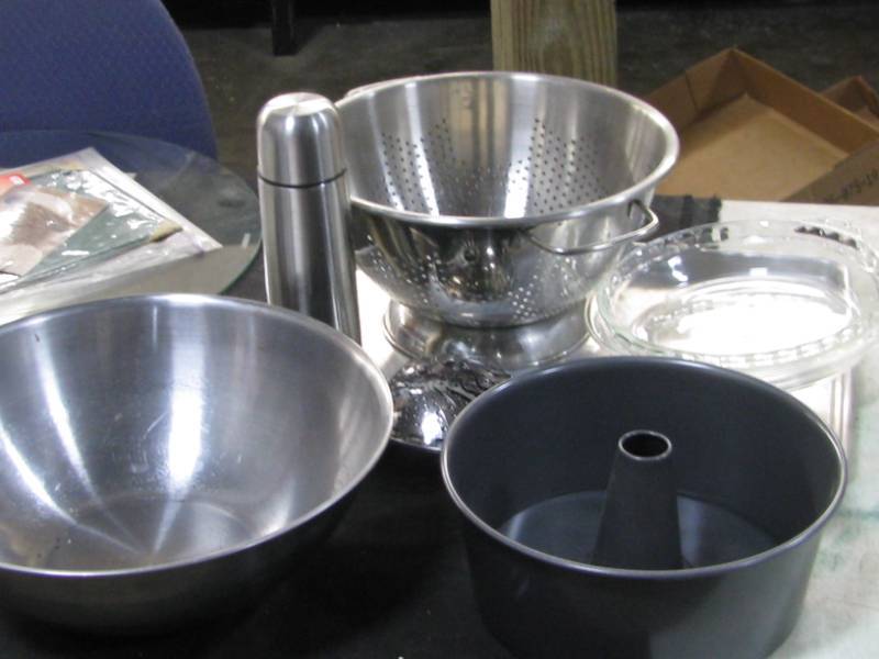 lot 80 image: Stainless & More