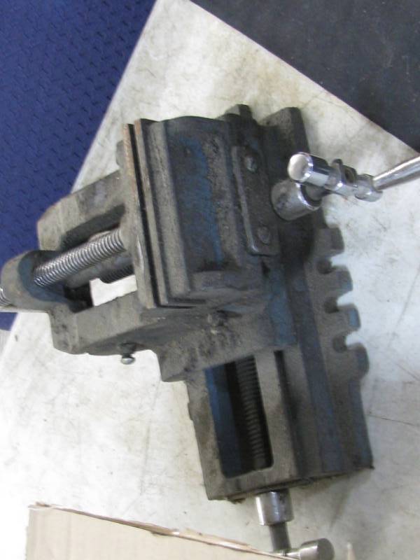 lot 96 image: Vise