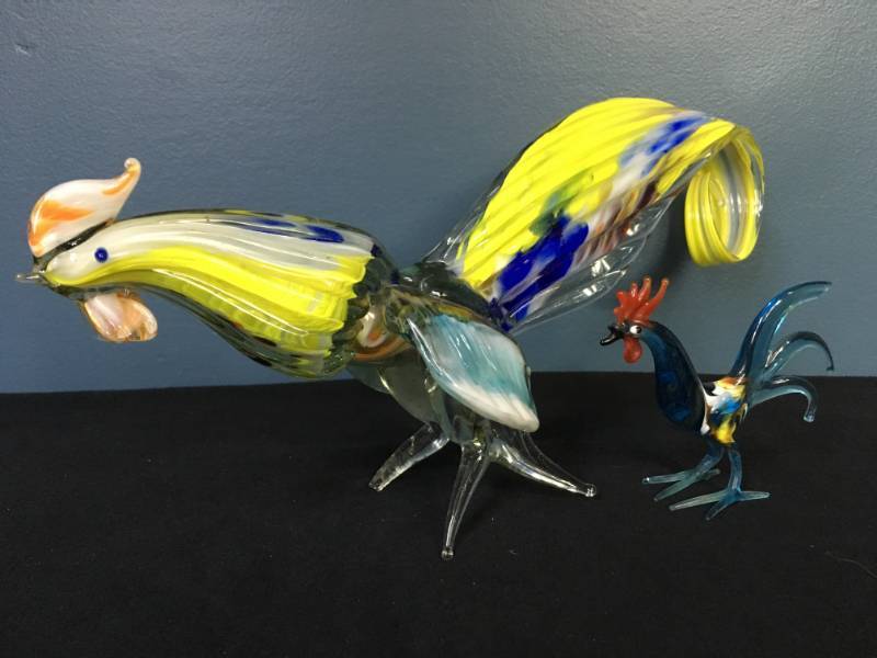 lot 58 image: Hand Made Glass Chickens