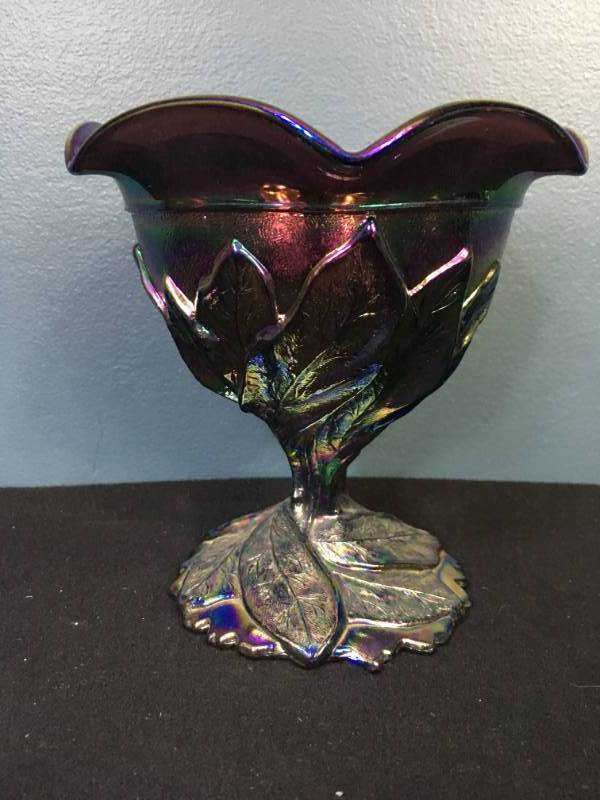 lot 65 image: Imperial Carnival Glass Bowl