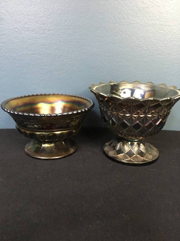 lot 66 image: Carnival Glass Bowls