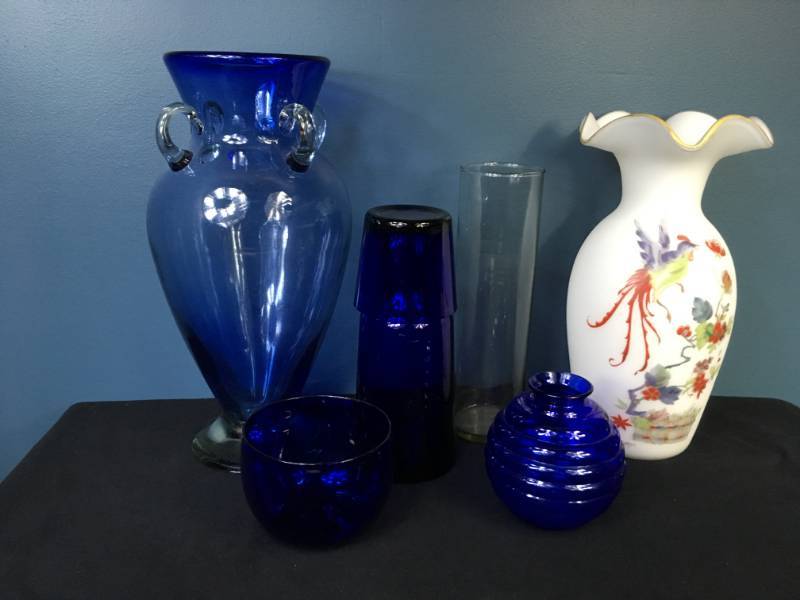 lot 129 image: Glass Vases