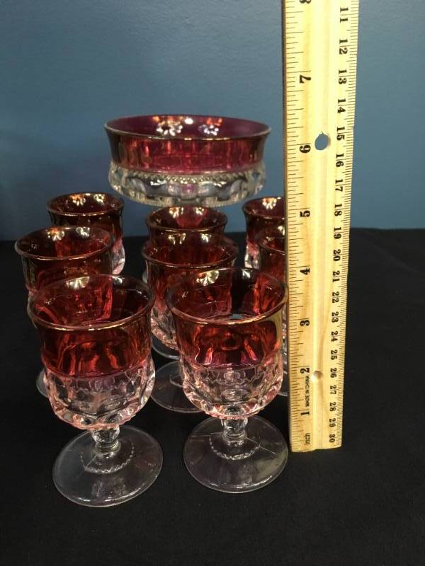 lot 131 image: Ruby Flashed Plates