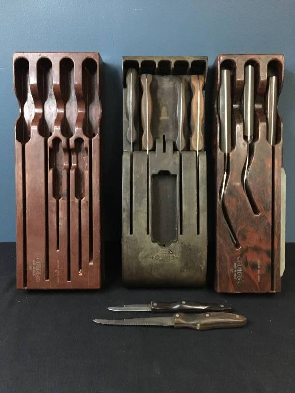 lot 161 image: Cutco Knifes