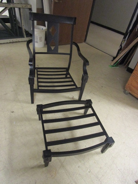 lot 303 image: PATIO CHAIR AND FOOT STOOL
