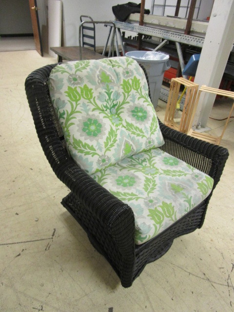 lot 309 image: BLACK WICKER  PATIO CHAIR