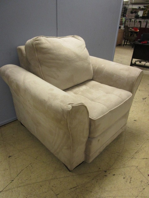 lot 336 image: HUGHES FURNITURE INDUSTRIES ARMCHAIR
