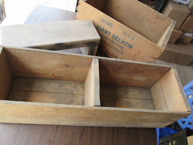 lot 99 image: Atlas box vintage bench and box...