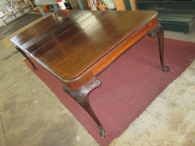 lot 124 image: Vintage clawfoot 46 x 93 oak table...
