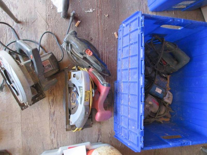 lot 31 image: Power tools...