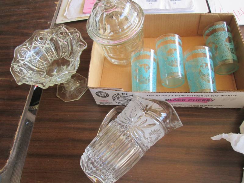 lot 44 image: LeSnich mikasa and indiana glass...
