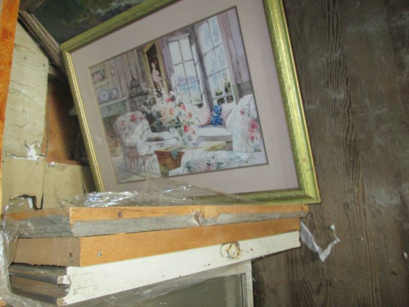 lot 70 image: Window and barnwood frames...