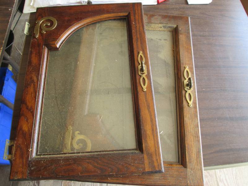 lot 72 image: 2 Wood doors with glass and vintage...