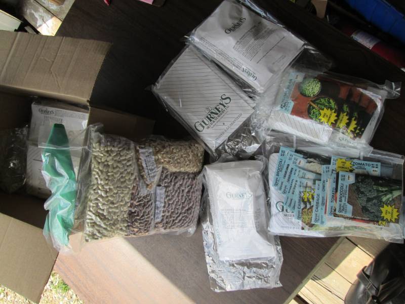 lot 86 image: Huge lot of garden needs...