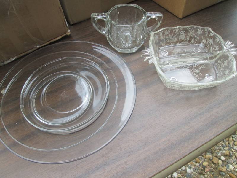 lot 167 image: 3 boxes of clear glass dishes...