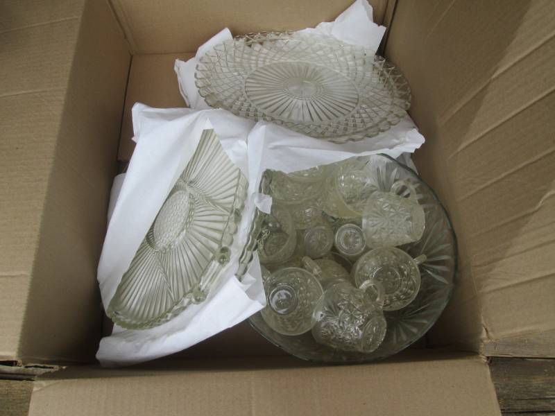 lot 168 image: Arlington punch bowl set Waterford ...