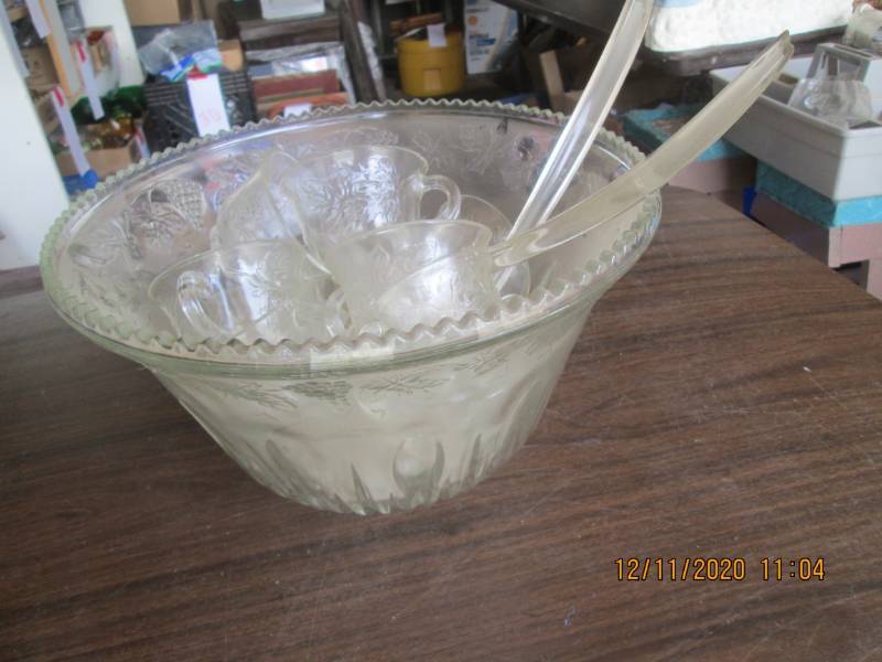 lot 177 image: Vintage punch bowl set...