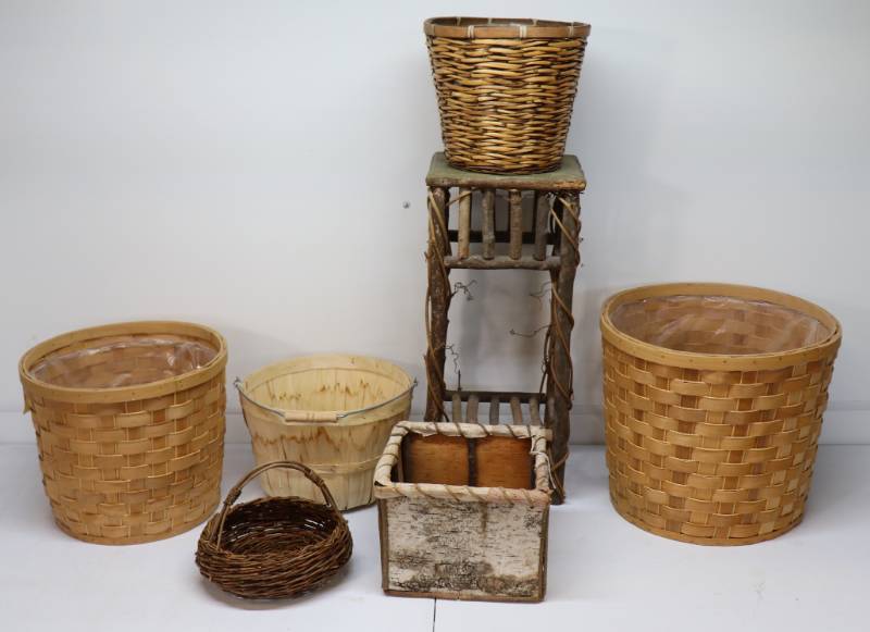 Wicker Baskets & Wood Stand