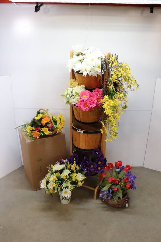 Wood Bucket Flower Display, New Misc Floral Picks