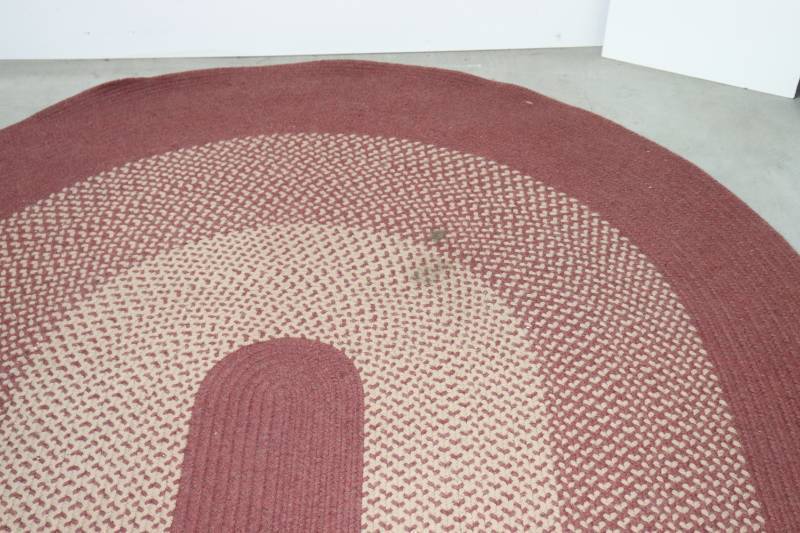 Oval Area Rug  611 x 9
