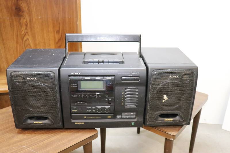 Sony BoomBox with Cassette6 Disk CD Changer, Book Shelf, 2 Small End Tables