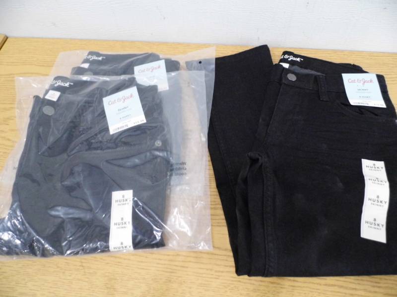 lot 46 image: Lot of 3 Cat and Jack Jeans