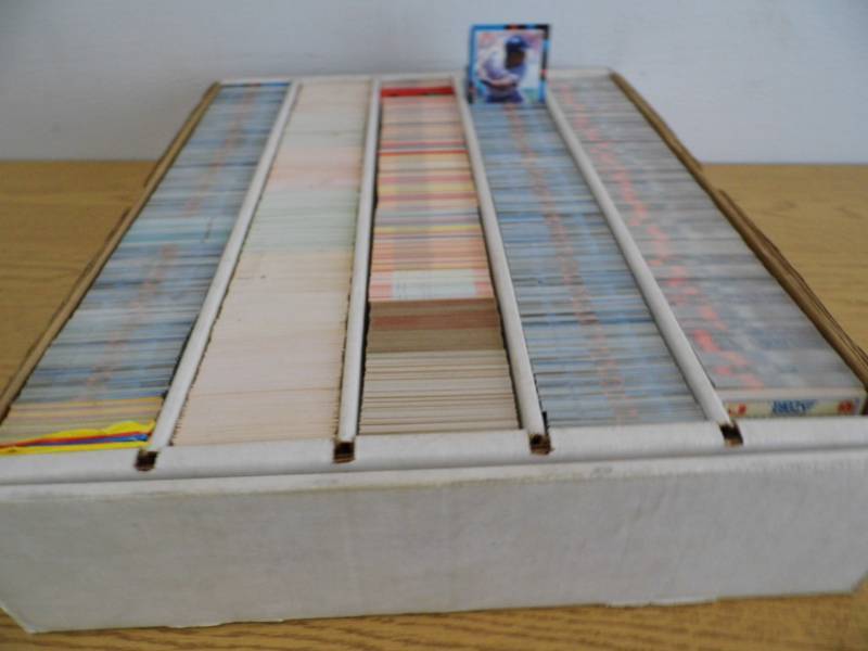 lot 67 image: Baseball Cards