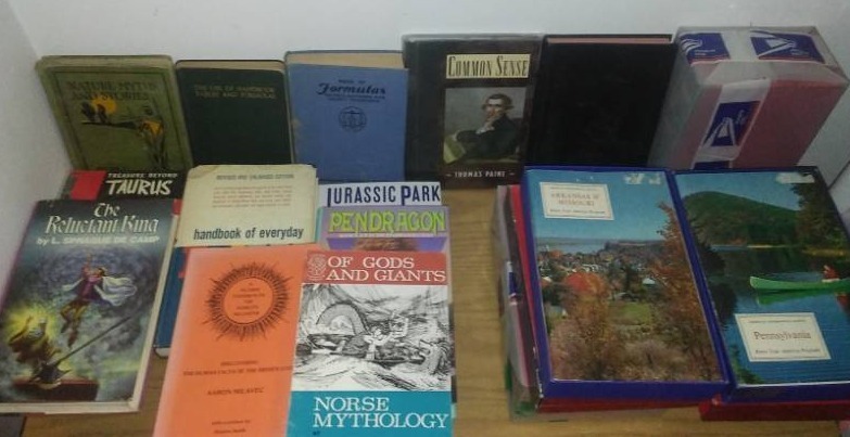 lot 8 image: Books Galore