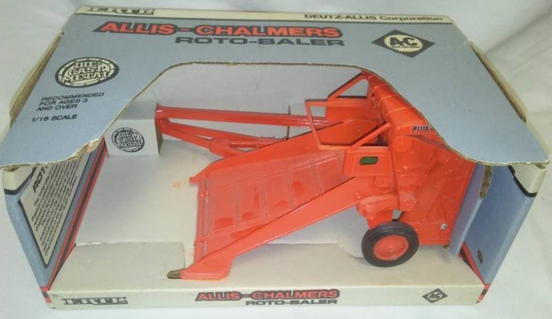 lot 141 image: Ertl Allis Chalmers Roto Baler toy in box number 1500.