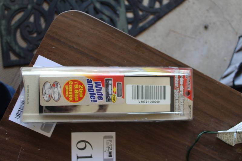 lot 61 image: Car Mate Wide Angle 9.8in. Convex Glass Rear View Driving Mirror