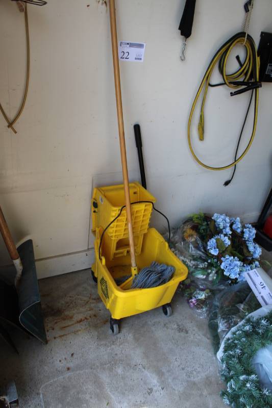 lot 22 image: Mop Bucket with Wringer and Mop