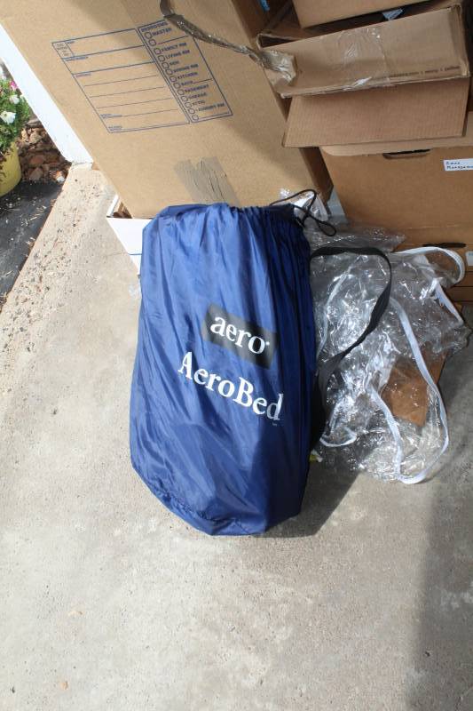 lot 179 image: Aerobed Queen Size Inflatable Bed with Pump, Carry Bag