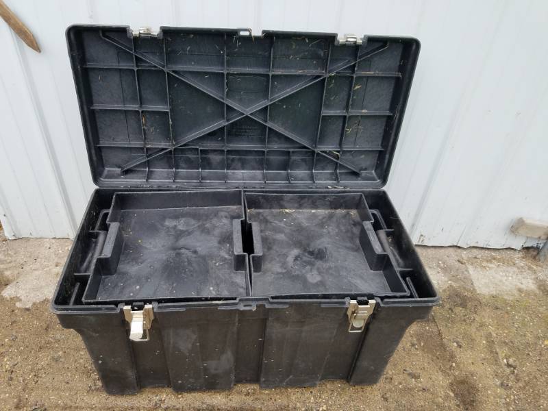 lot 32 image: Large Rubber Made Storage Container