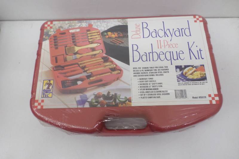 lot 72 image: Steel Tec Deluxe Backyard 11 Piece Barbeque Kit Model #50038-Unopened