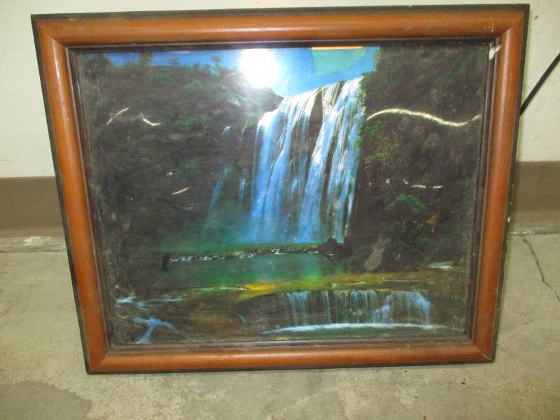 lot 112 image: Waterfall Picture that lights up and waterfall flows with lights
